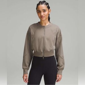 🍋Lululemon Ribbed Softstreme Cropped Jacket💋
